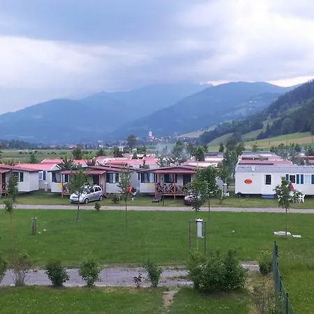 Victoria Bella Austria